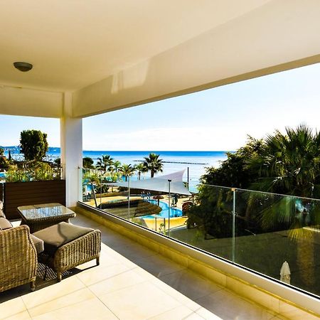 דירות לימסול Pegasus Beach Front מראה חיצוני תמונה