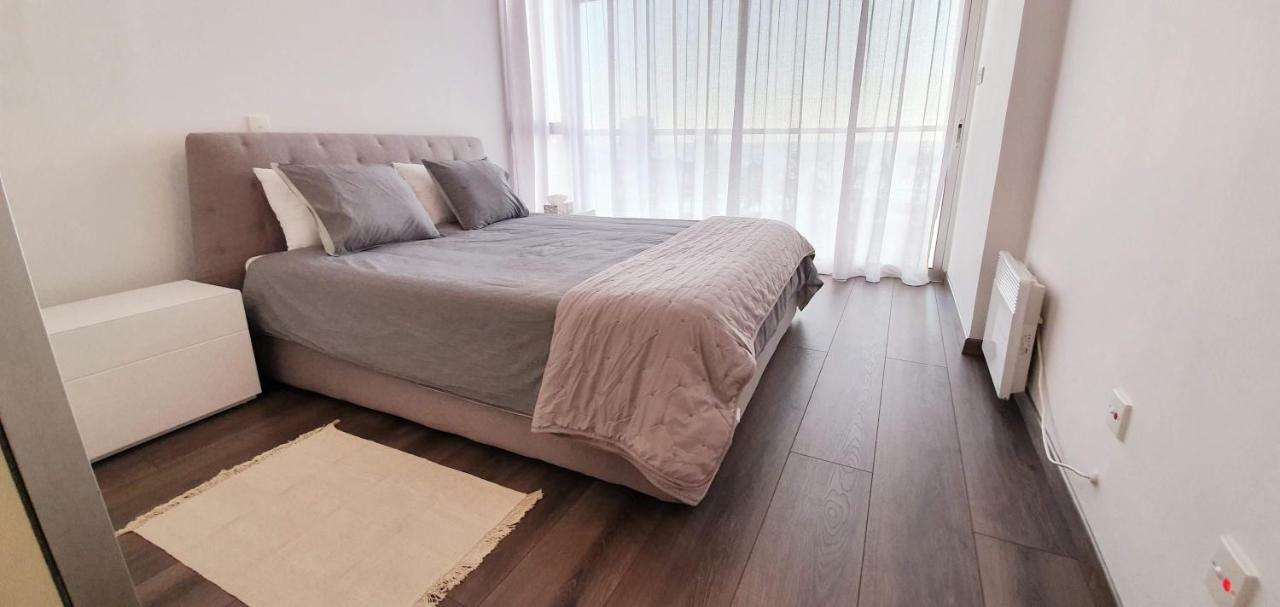 דירות לימסול Pegasus Beach Front מראה חיצוני תמונה